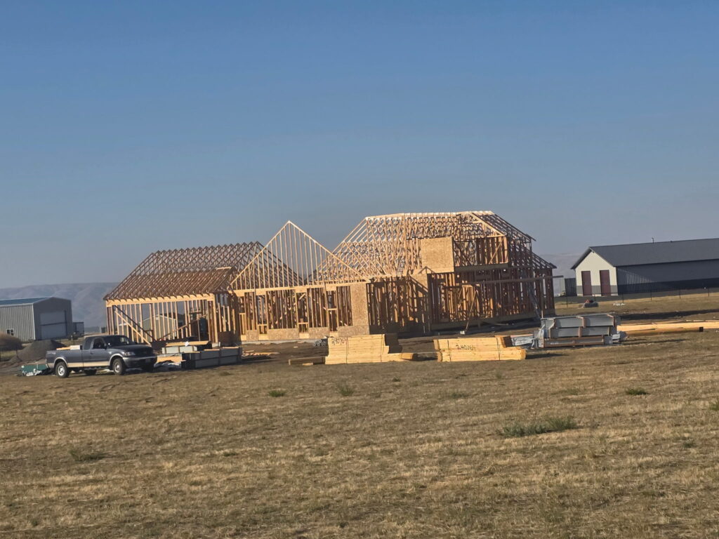 new-construction-trusses